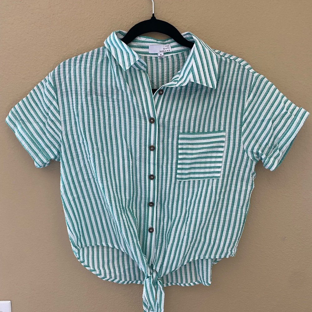 Women’s blouse